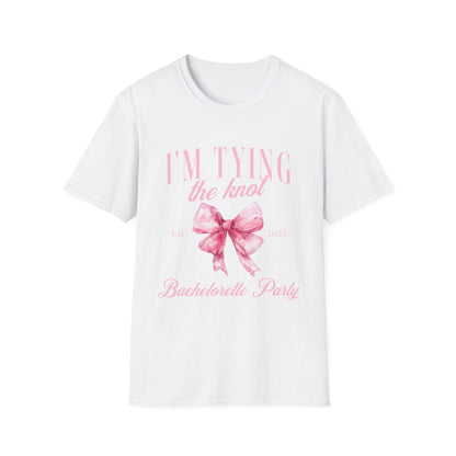 I'm tying the knot bachelorette party 2025 T-Shirt